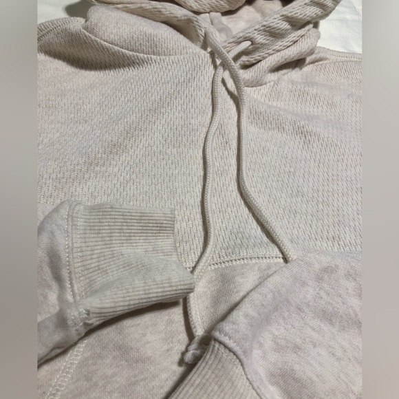 NWT Women’s Aerie cropped hoodie - Picture 3 of 4